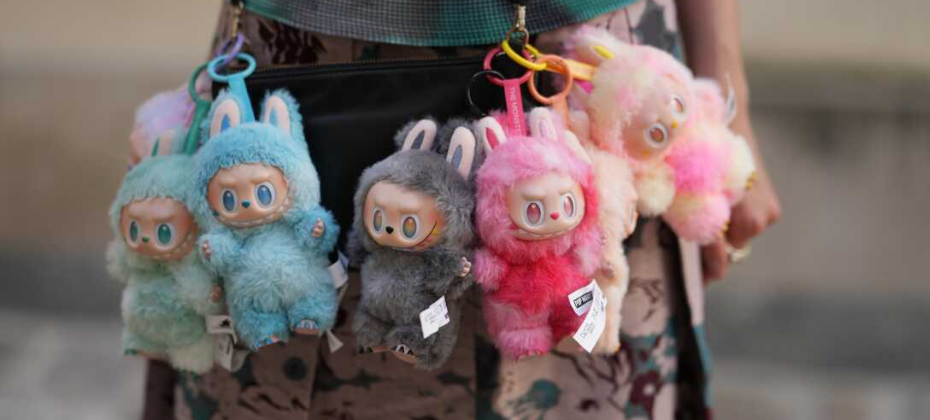 Sell labubu